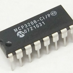 MCP3208-CI DIP16 (ADC)