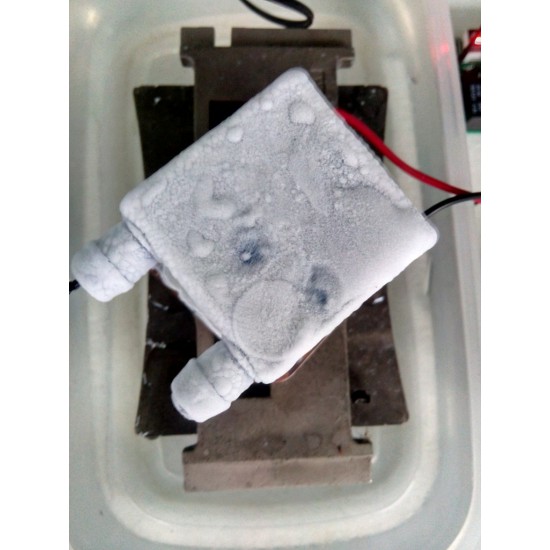 ขาย แผ่นเพลเทียร์ 12V (แผ่นร้อนเย็น) 12706 SR (Plus) ราคา 120.00 บาท ในไทย