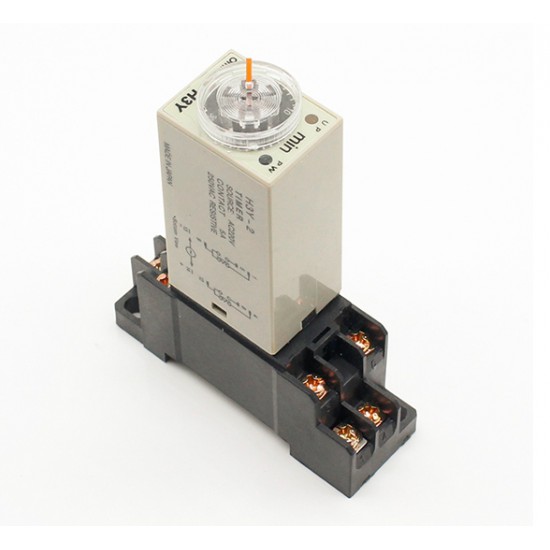 ขาย  DELAY TIMER H3Y-2 24VDC 0-30 วินาที ราคา 150.00 บาท ในไทย